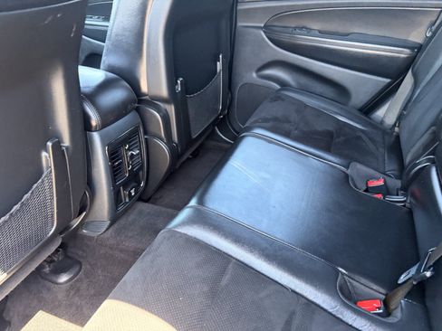 Used 2018 Jeep Grand Cherokee Altitude RWD image 14