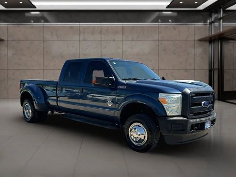 Used 2015 Ford F350 XL w/ Power Equipment Group AWD/4WD image 24