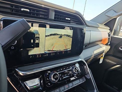 New 2025 GMC Sierra 2500 Denali w/ Denali Reserve Package image 20