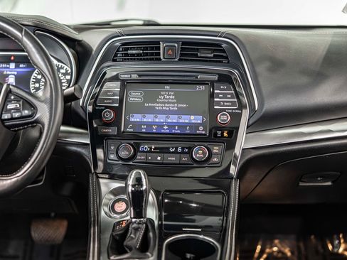 Used 2023 Nissan Maxima SL FWD image 39