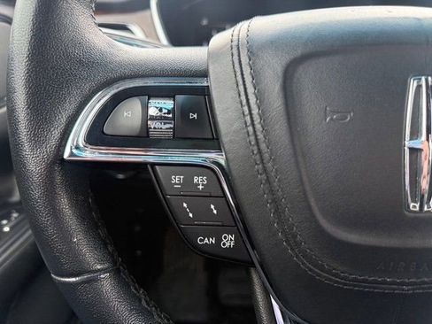 Used 2020 Lincoln Continental Standard image 15