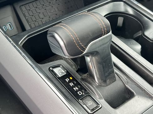 Used 2024 Ford F150 Lightning Lariat image 24