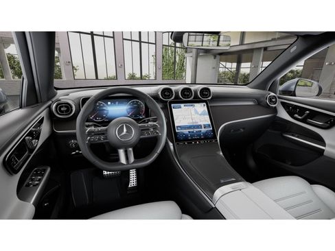 New 2026 Mercedes-Benz GLC 300 4MATIC image 3