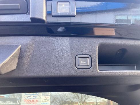 New 2026 Chevrolet Equinox EV LT image 26