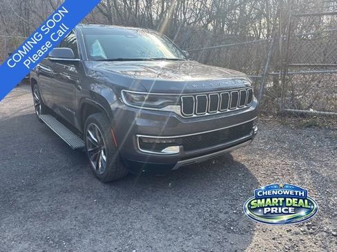 Used 2022 Jeep Wagoneer Series III w/ Premium Group I image 3