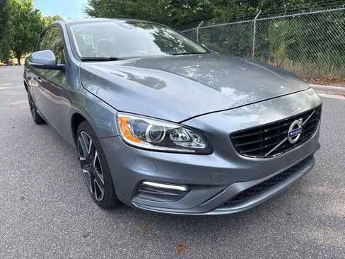 Used 2018 Volvo S60 T5 Dynamic w/ Vision Package FWD image 3