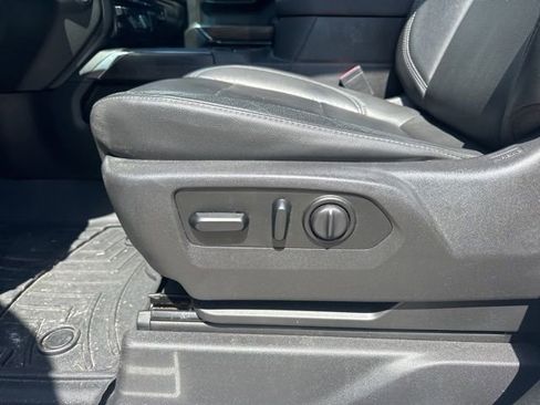 Used 2019 GMC Sierra 1500 SLT w/ SLT Premium Package AWD/4WD image 18