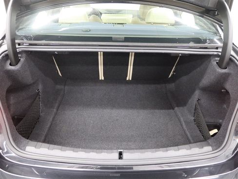 Used 2019 BMW 330i xDrive Sedan w/ Premium Package image 6