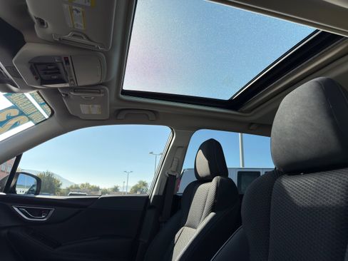 Used 2023 Subaru Forester Premium image 29