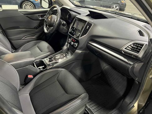 Used 2023 Subaru Forester Premium AWD/4WD image 11
