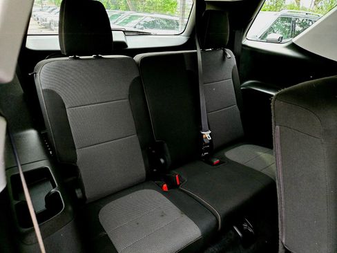 Used 2021 Chevrolet Traverse LS w/ LPO, Floor Liner Package FWD image 28
