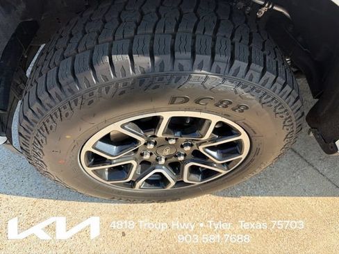 Used 2023 Ford F150 Lariat w/ Max Trailer Tow Package AWD/4WD image 4