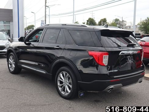 Used 2022 Ford Explorer Limited image 8