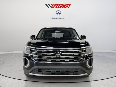 New 2026 Volkswagen Atlas SEL image 2