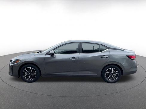 Used 2025 Nissan Sentra SV image 9