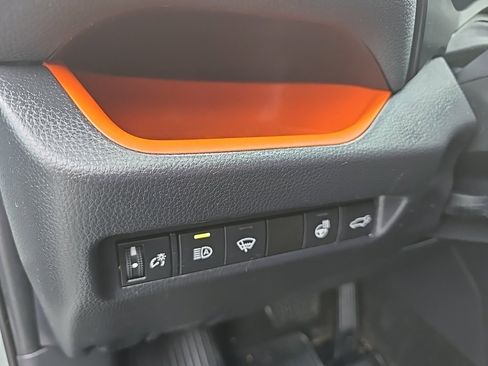 Used 2019 Toyota RAV4 Adventure image 18