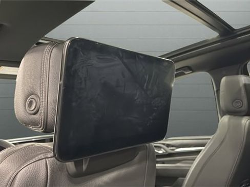 Used 2024 GMC Yukon Denali image 20