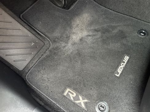 Used 2024 Lexus RX 350h w/ Accessory Package (Z1) image 17