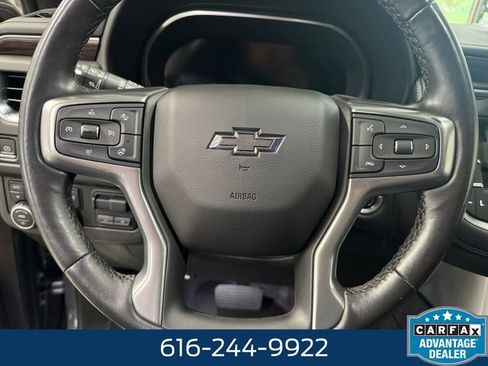 Used 2022 Chevrolet Tahoe Z71 w/ Z71 Off-Road Package AWD/4WD image 19