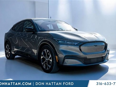 Used 2021 Ford Mustang Mach-E Premium image 39