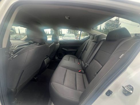 Used 2025 Nissan Altima 2.5 SV image 21