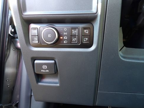 Used 2025 Ford F150 XLT w/ Equipment Group 302A MID image 20