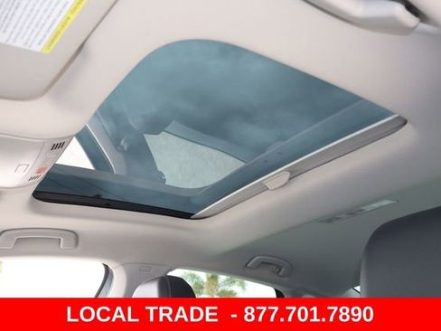 Used 2024 Volkswagen Jetta SE FWD image 29