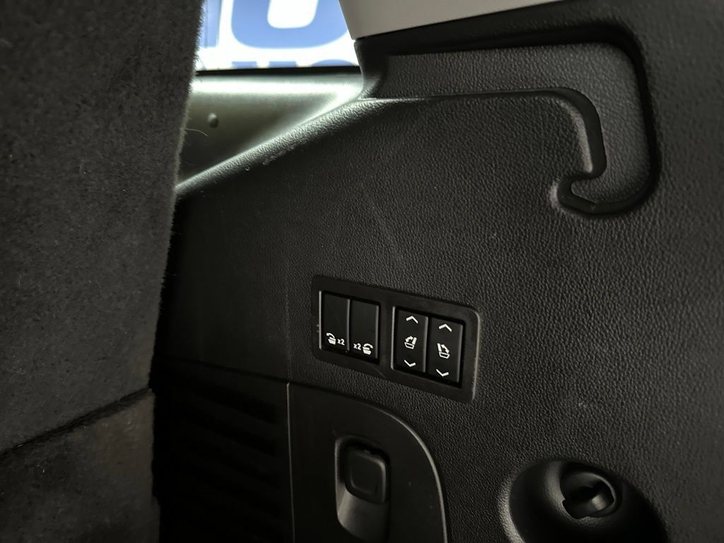 Used 2016 Chevrolet Tahoe LT AWD/4WD image 18