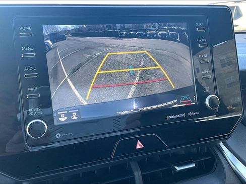 Used 2021 Toyota Venza XLE w/ Softex Package image 20