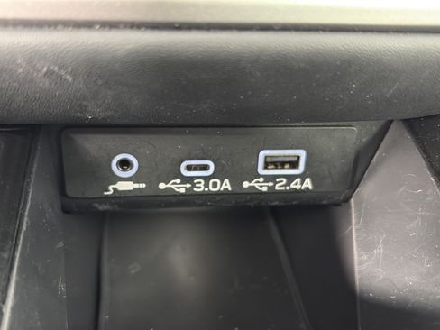 Used 2024 Subaru Outback Limited AWD/4WD image 28