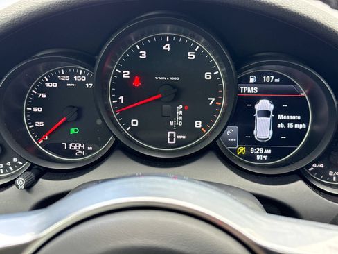 Used 2016 Porsche Cayenne AWD/4WD image 22