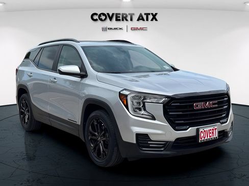 Used 2022 GMC Terrain SLE w/ Driver Convenience Package FWD image 8
