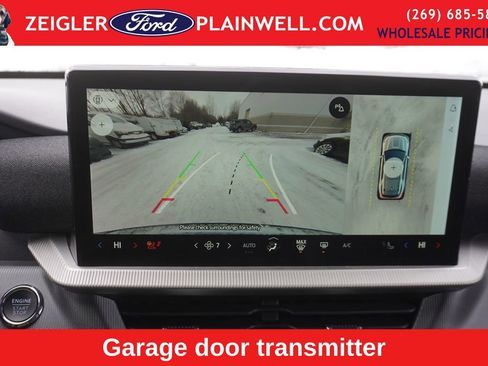 Used 2025 Ford Explorer ST-Line w/ ST-Line Street Pack image 21