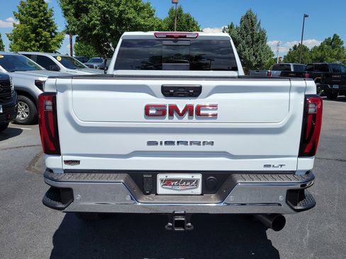 New 2025 GMC Sierra 2500 SLT w/ SLT Premium Package image 9