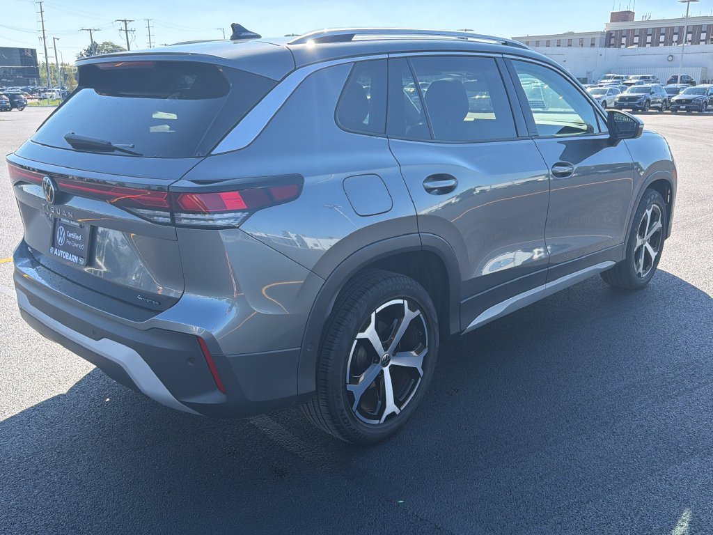 Certified 2026 Volkswagen Tiguan SE AWD/4WD image 6