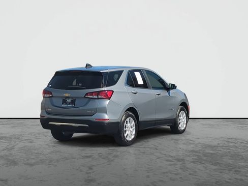 Used 2024 Chevrolet Equinox LT AWD/4WD image 8