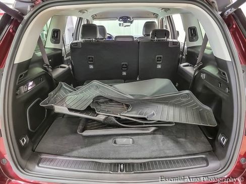 Used 2022 Jeep Grand Cherokee L Limited w/ Luxury Tech Group II AWD/4WD image 21