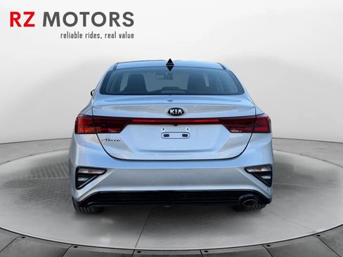 Used 2021 Kia Forte LXS FWD image 4