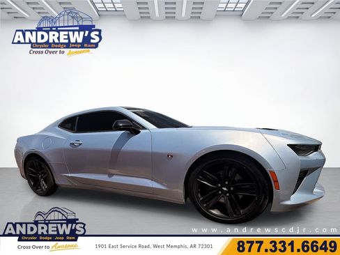 Used 2018 Chevrolet Camaro SS RWD image 1