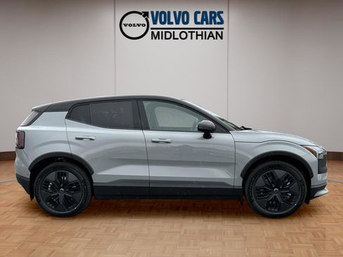 New 2026 Volvo EX30 Cross Country Ultra w/ Protection Package Premier image 2