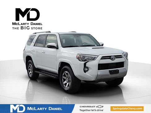 Used 2024 Toyota 4Runner TRD Off-Road Premium image 1