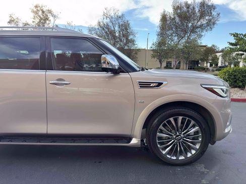 Used 2019 INFINITI QX80 Luxe w/ 22" Wheel Package AWD/4WD image 29