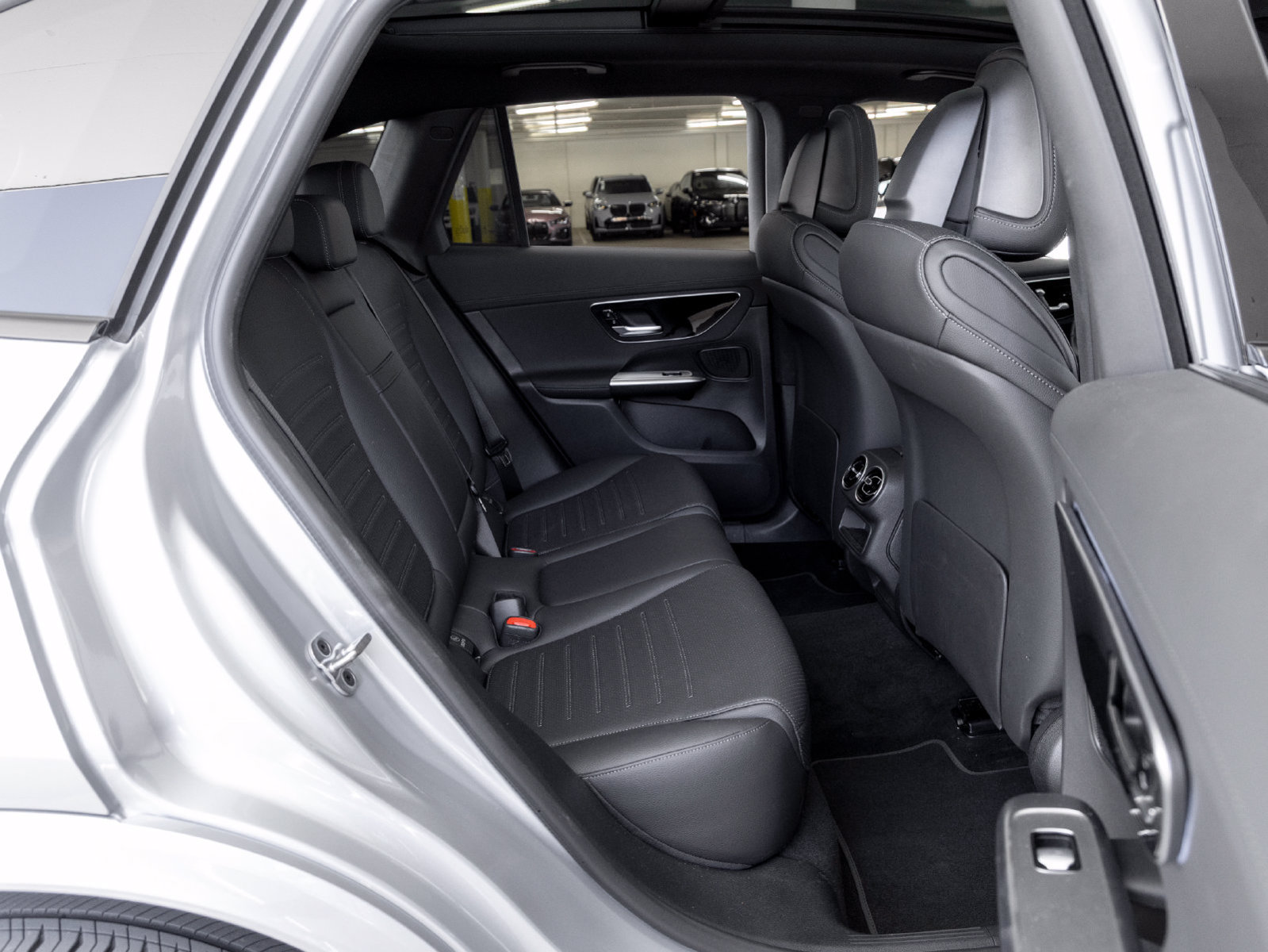 Certified 2026 Mercedes-Benz GLC 300 4MATIC image 26
