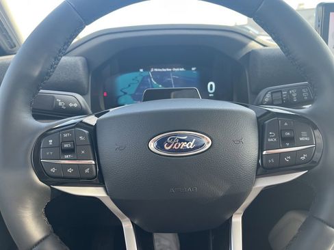 New 2026 Ford Explorer Platinum w/ LUX Leather Package AWD/4WD image 15