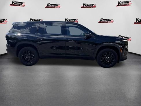 Used 2024 Chevrolet Traverse LS w/ Midnight/Sport Edition AWD/4WD image 4