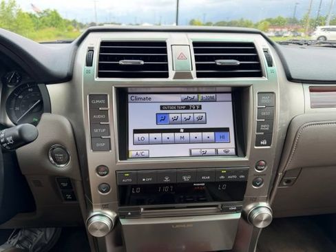 Used 2013 Lexus GX 460 w/ Comfort Plus Pkg AWD/4WD image 17