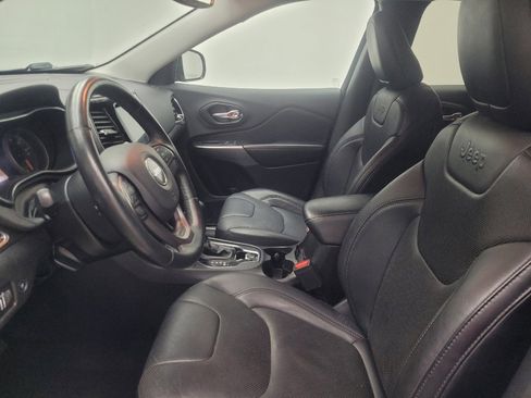 Used 2019 Jeep Cherokee Limited AWD/4WD image 17