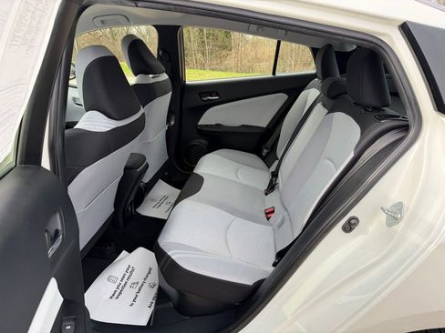 Used 2017 Toyota Prius Three FWD image 25