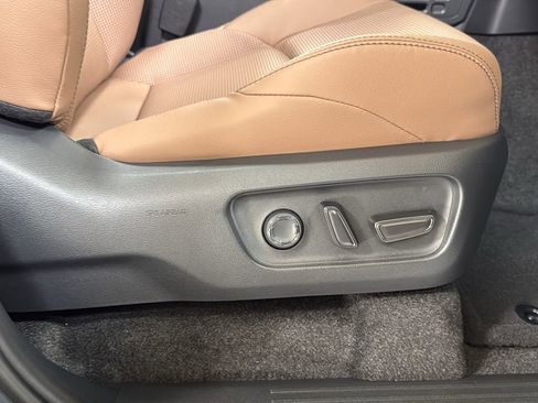 New 2025 Toyota 4Runner Limited image 20