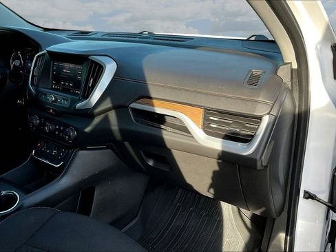 Used 2020 GMC Terrain SLE w/ Driver Convenience Package image 27